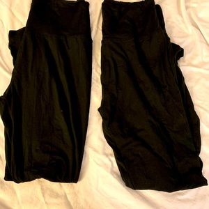 2 Pairs of black cotton leggings fit size 12/14